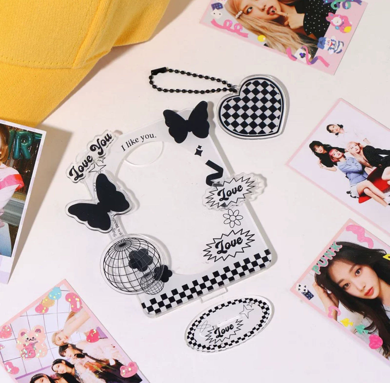 Kpop Acrylic Photocard Holder with Pendant