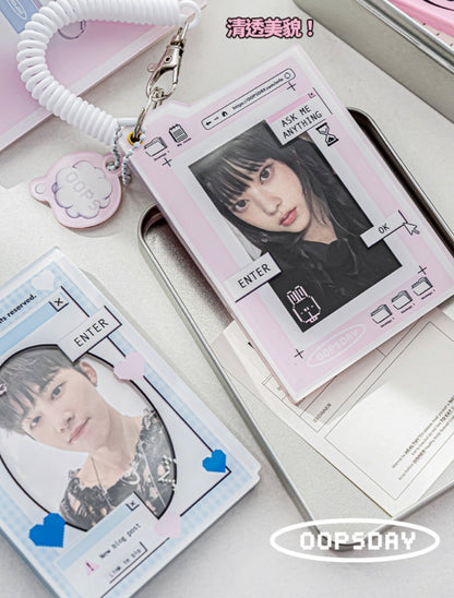 Chatting and LoggingIn Photocard Holder Keychain